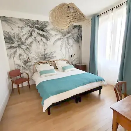 La 21, 73 M2 De Charme, Centre